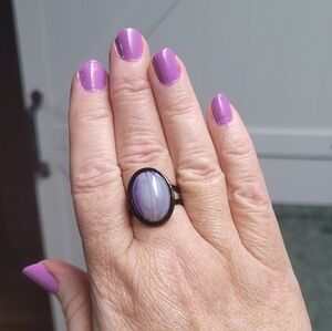 Elegant Black Ring with Striking Purple Druzy Agate Stone